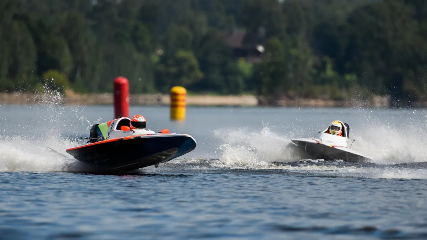 GT-15 klassis võistlev Nord Racing Clubi liige Sten Ivanov tõi Lätis peetud meistrivõistluste etapilt Viljandi edukaimana pronksi.