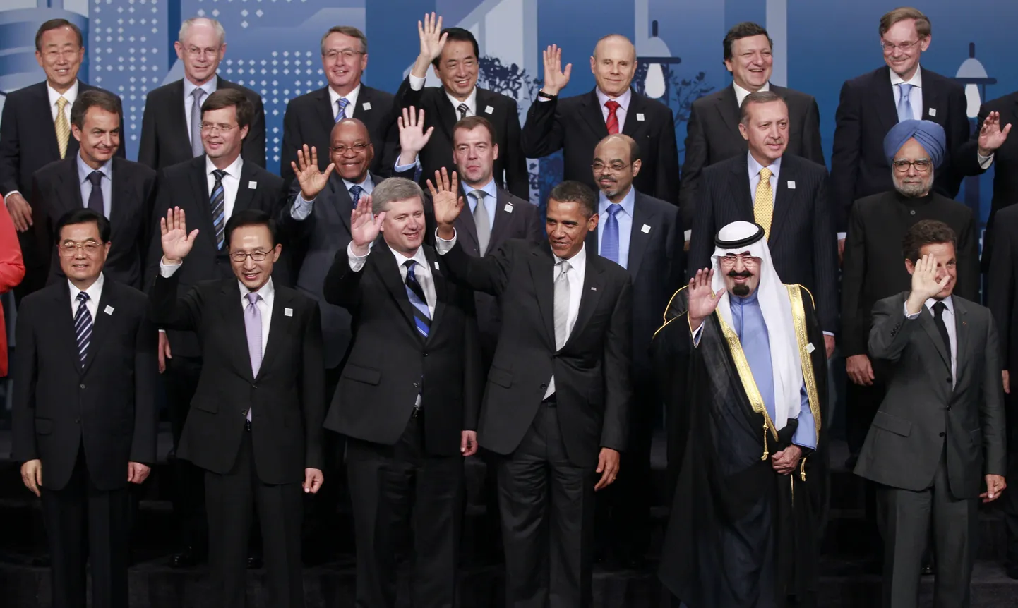 Несмотря на все существующие разногласия между сильнейшими государствами планеты, лидеры «большой двадцатки» все-таки уместились на одной фотографии.