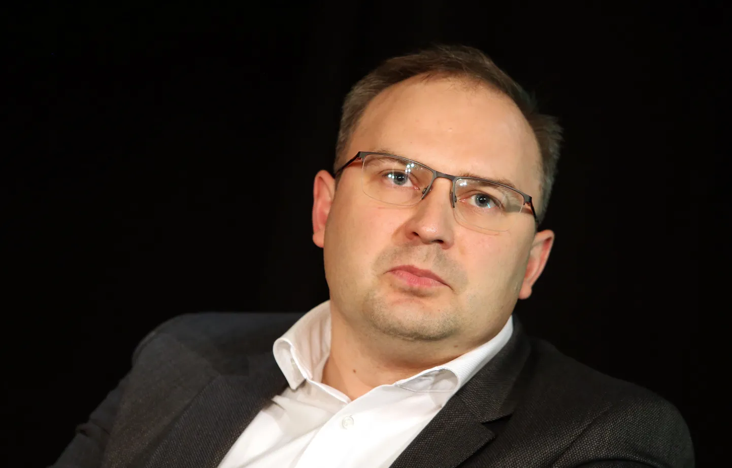 Rīgas psihiatrijas un narkoloģijas centra psihiatrs Māris Taube piedalās kampaņas "Cilvēks, nevis diagnoze!" atklāšanas pasākumā.