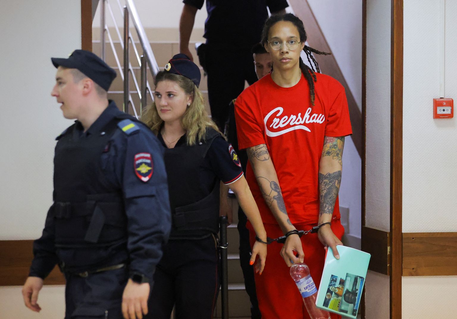 USA naiskorvpallur Brittney Griner soovis Venemaalt lahkuda, kuid sattus hoopis vangikongi.