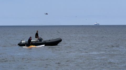 FOTOD ⟩ Pirita rannas toimub kopteri päästeõppus