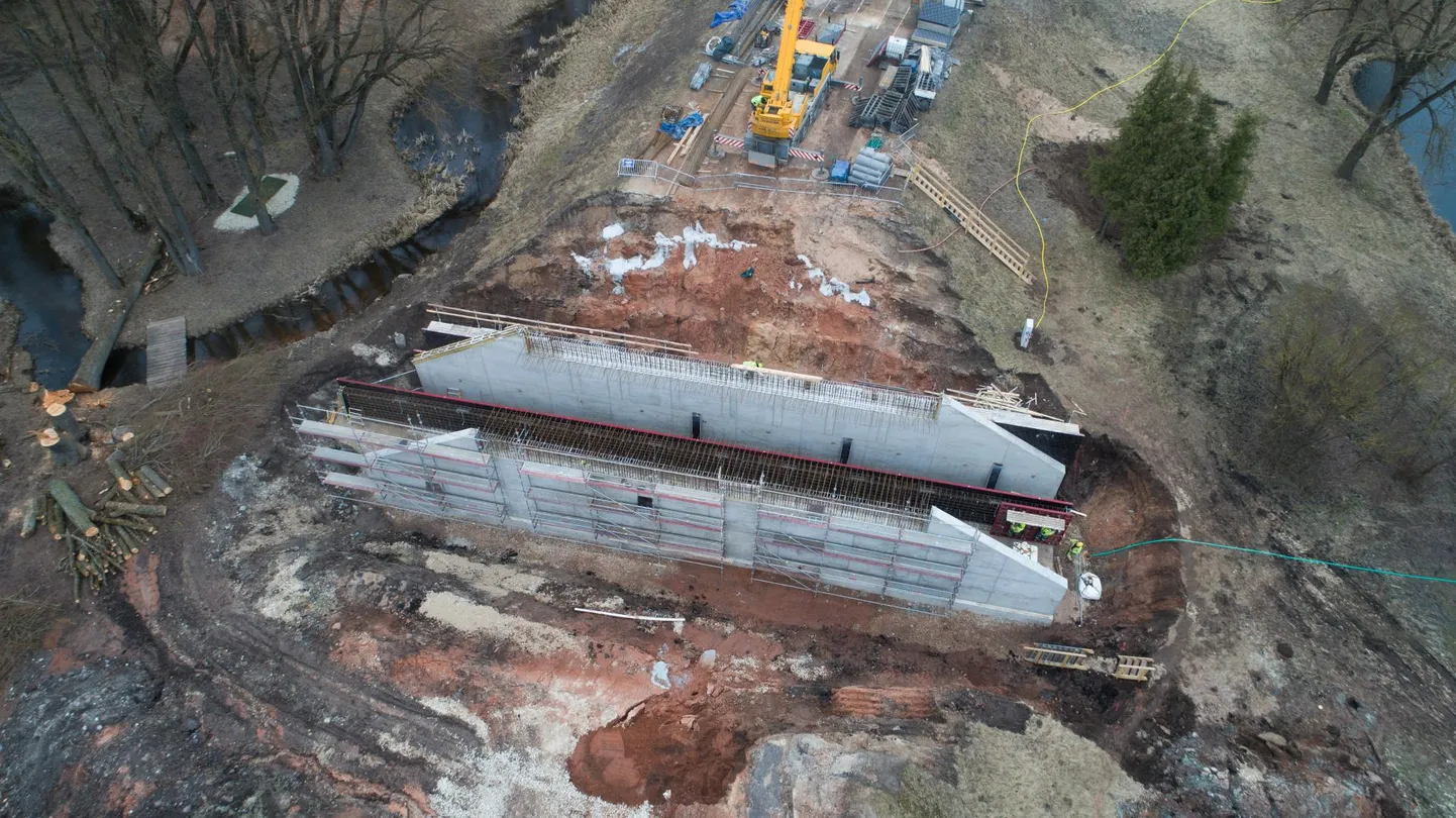 Vaksali tänava tunneli ehitamine Viljandis, 5. aprill