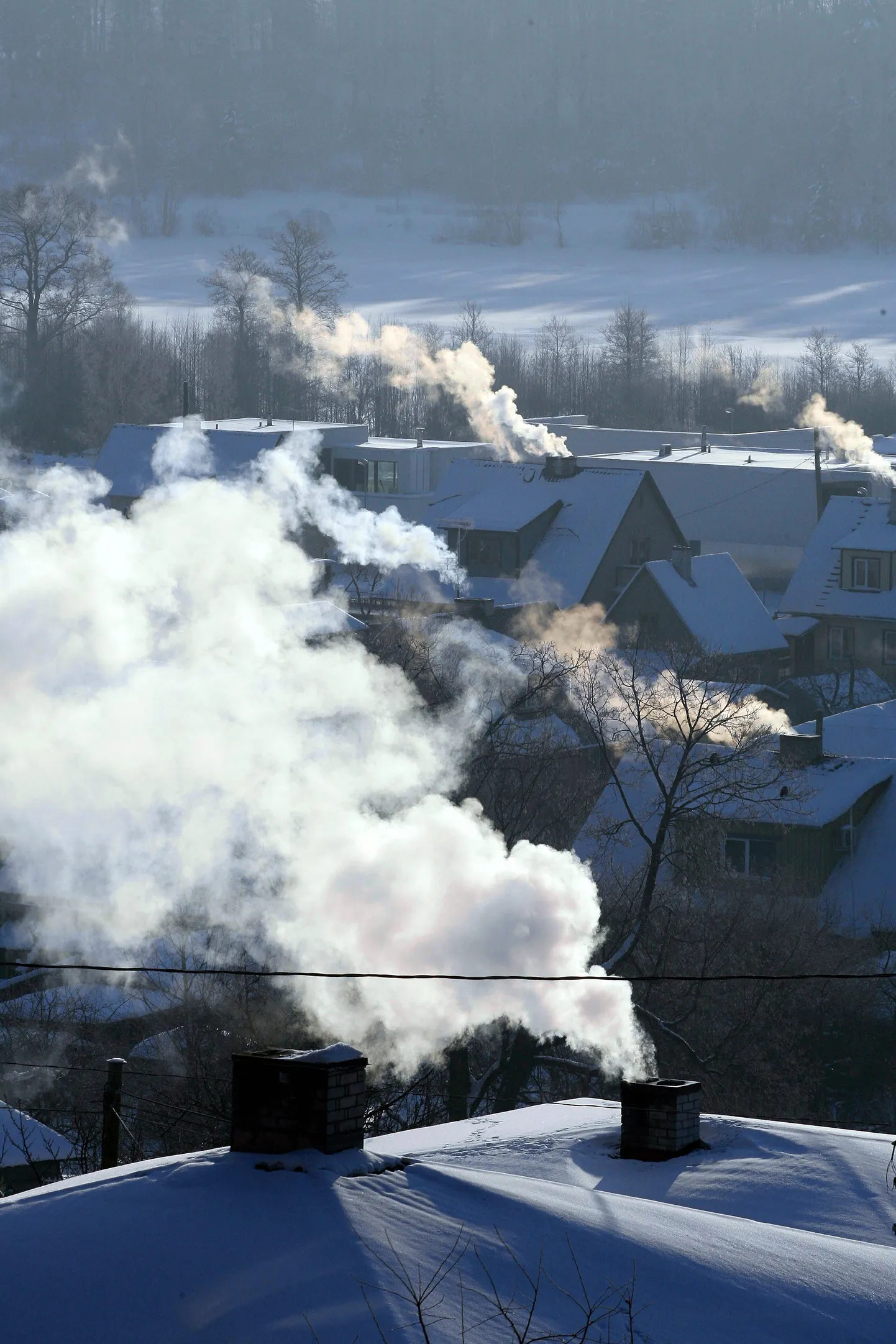 SAKALA01: TALV : VILJANDI, EESTI, 05FEB12
Talv. Talvine viljandi. Linn on mattund suitsu. Käre pakane. 
er/ Foto ELMO RIIG/ SAKALA