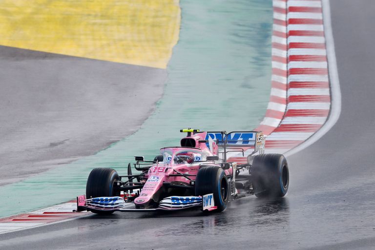 Formula-1 braucējs Lenss Strols Turcijas Grand Prix kvalifikācijas sacensībās