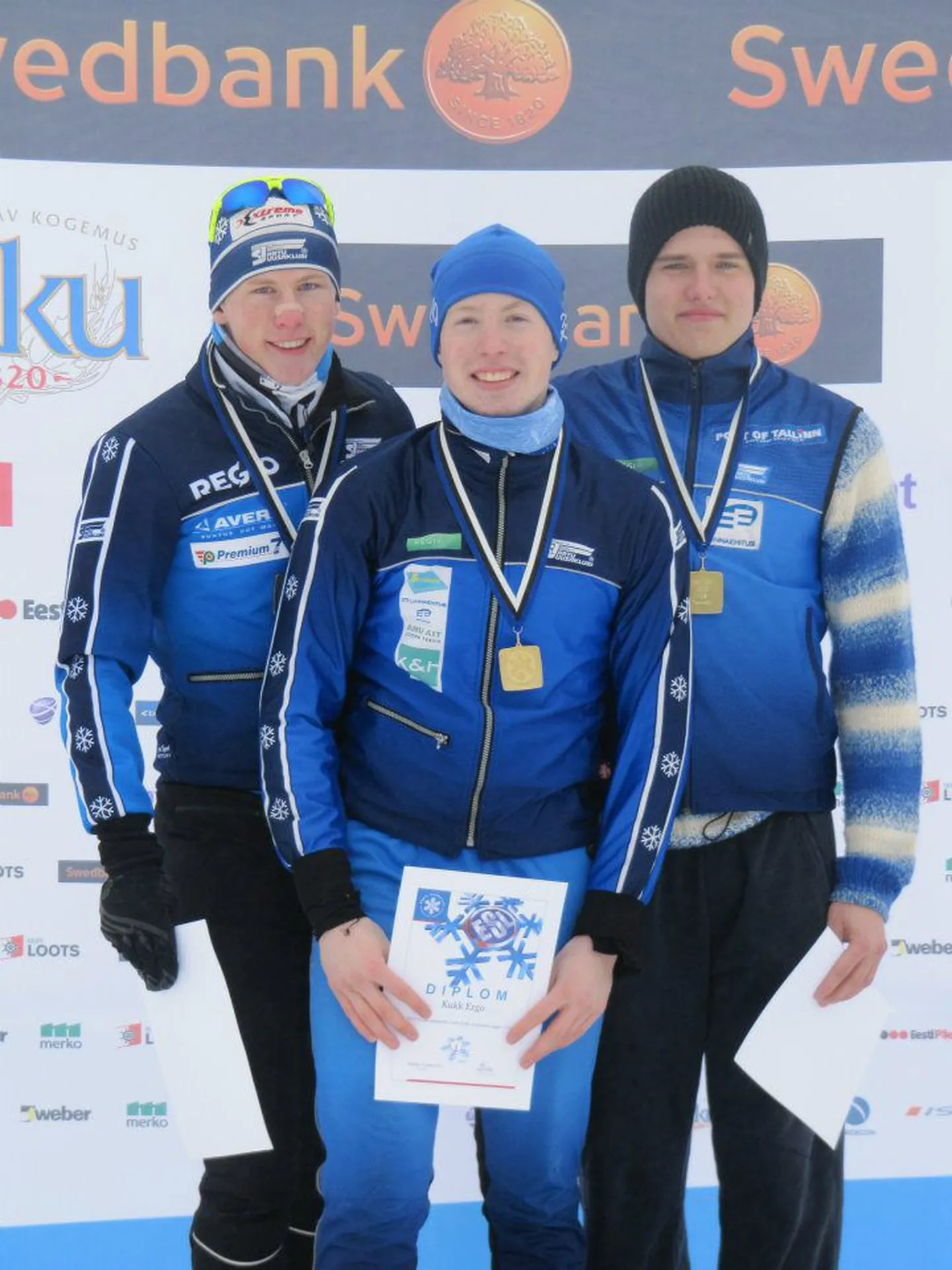 M18 võidukas teatemeeskond