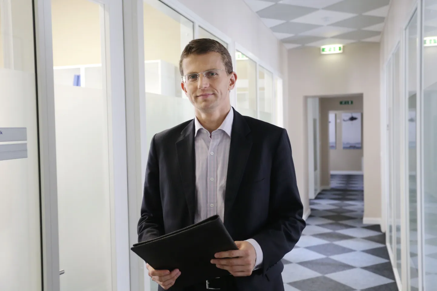 Ken-Marti Vaher.