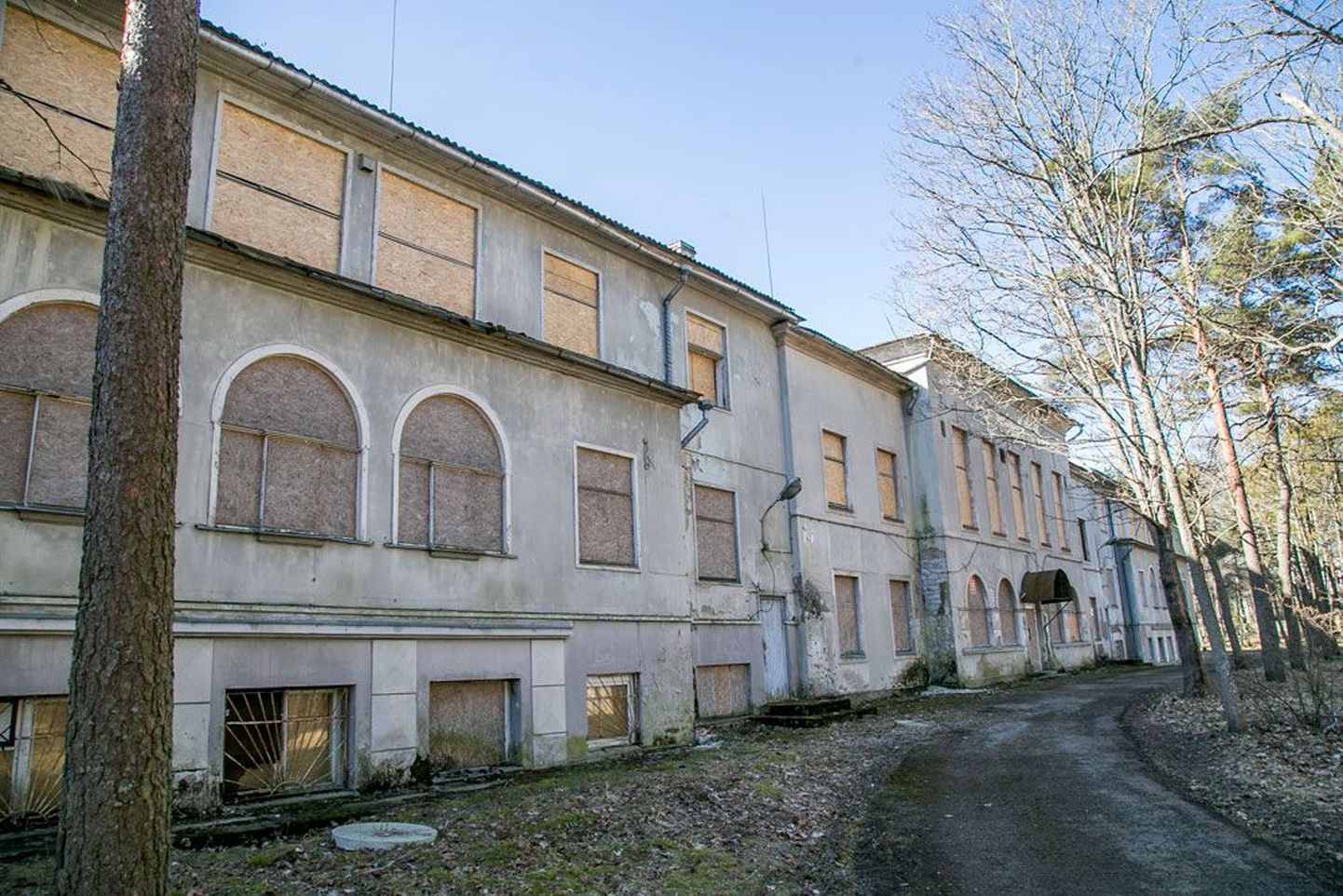 Üks Sanatooriumi pargis asuvatest hoonetest.