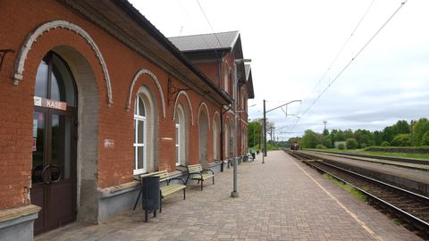 Augusta pēdējā nedēļā pasažierus starp Tukuma dzelzceļa stacijām pārvadās ar autobusiem