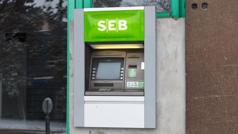 Банкомат с сюрпризом помешал клиенту SEB снять деньги 