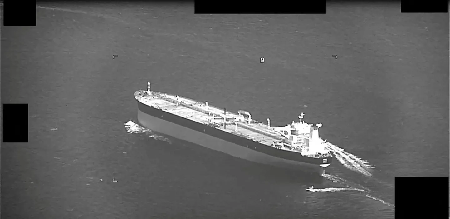 Hormuzi väinas hõivatud tanker Niovi.