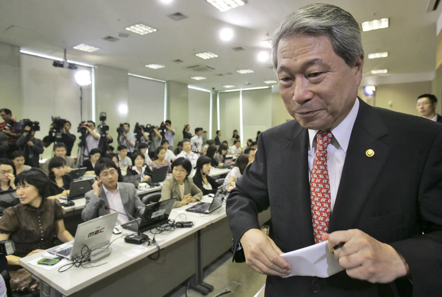 Lõuna-Korea välisminister Yu Myung-Hwan.