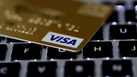Eesti inimesed ostsid teises kvartalis pangakaardiga ligi 3 miljardi euro eest