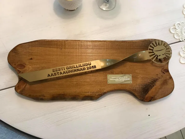 Tunnustusega käis kaasas ka meene.
