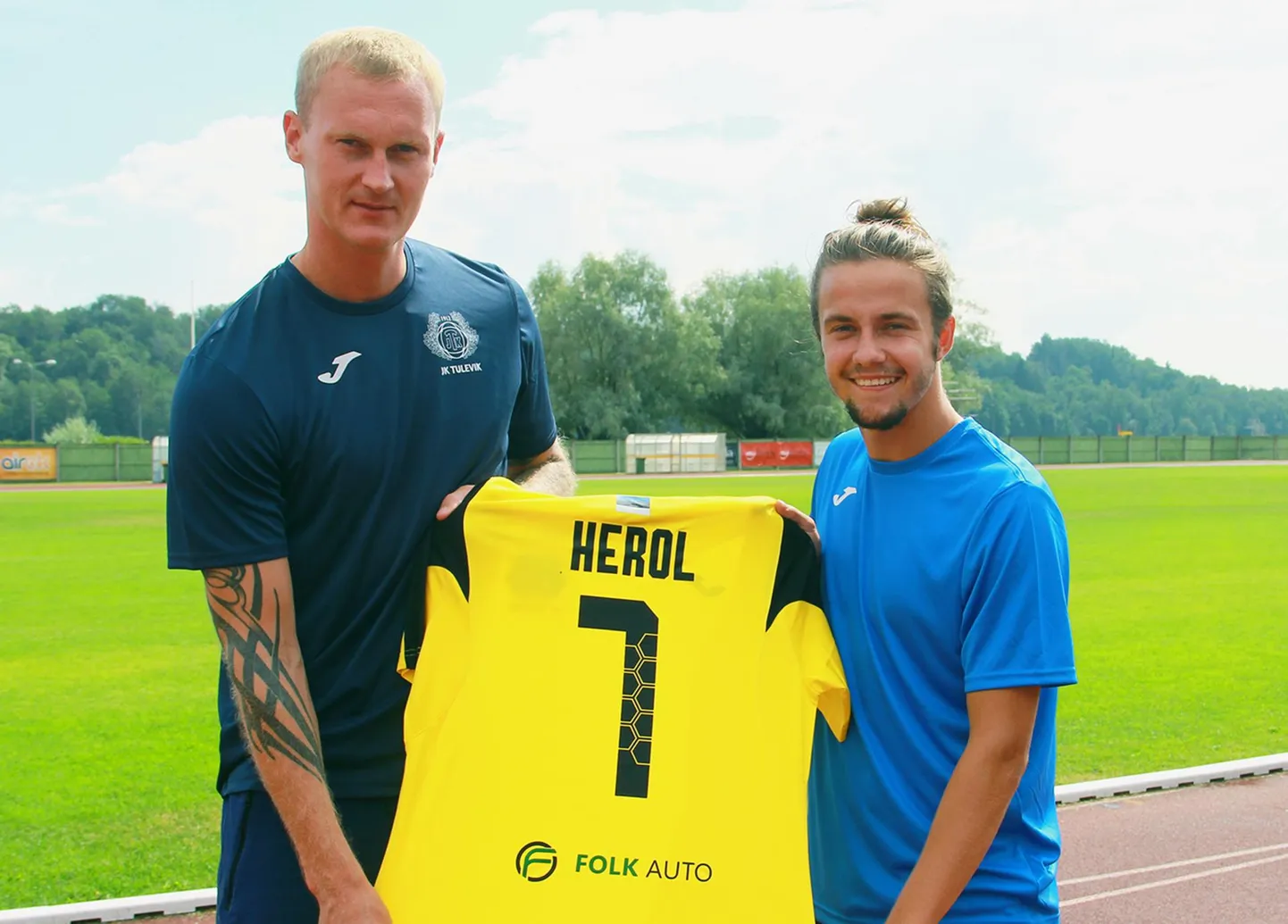 FC Flora ja jalgpalliklubi Tulevik vahel sõlmitud laenulepingu alusel esindab Herol Riiberg ka tänavuse hooaja teisel poolel Viljandi esindusmeeskonda.