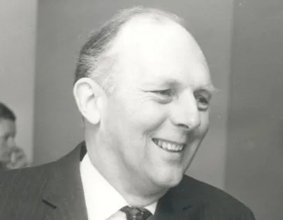 Stewart Adams 70ndatel.