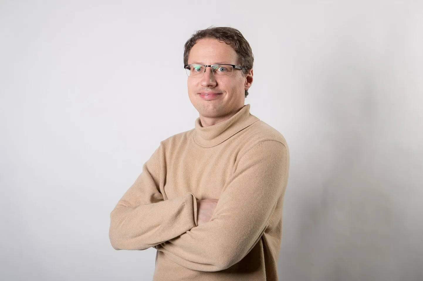 Erik Aru