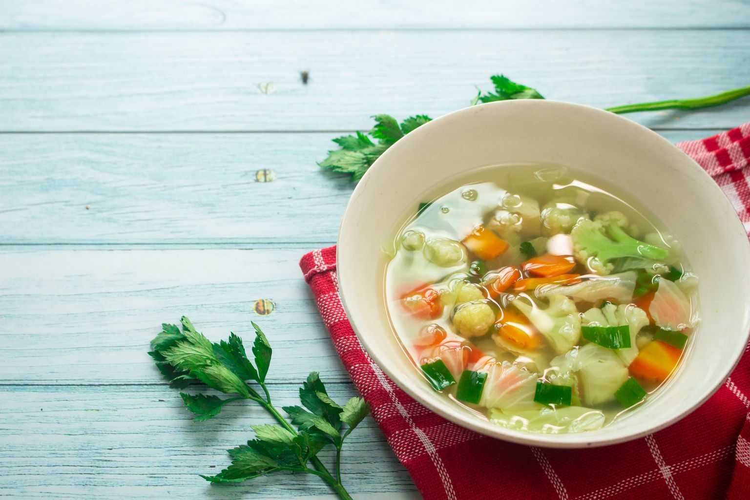 Овощной суп. Иллюстративное фото