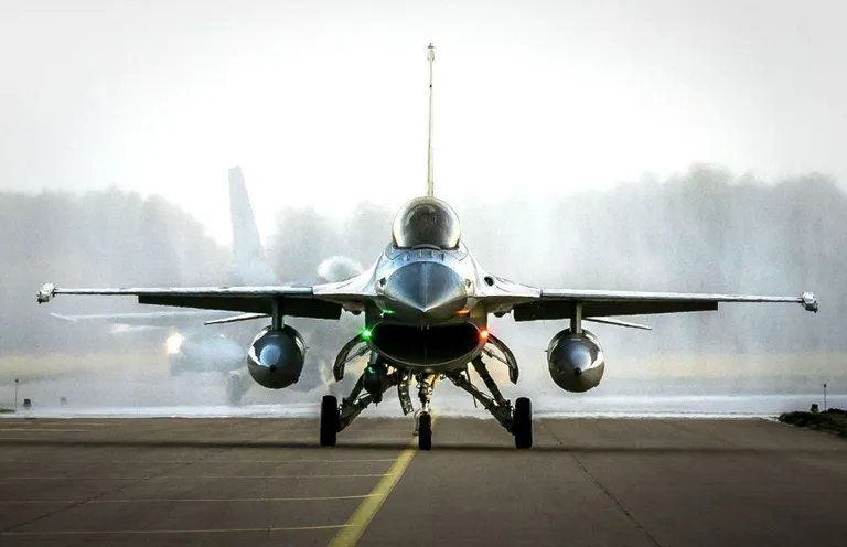 F-16АM