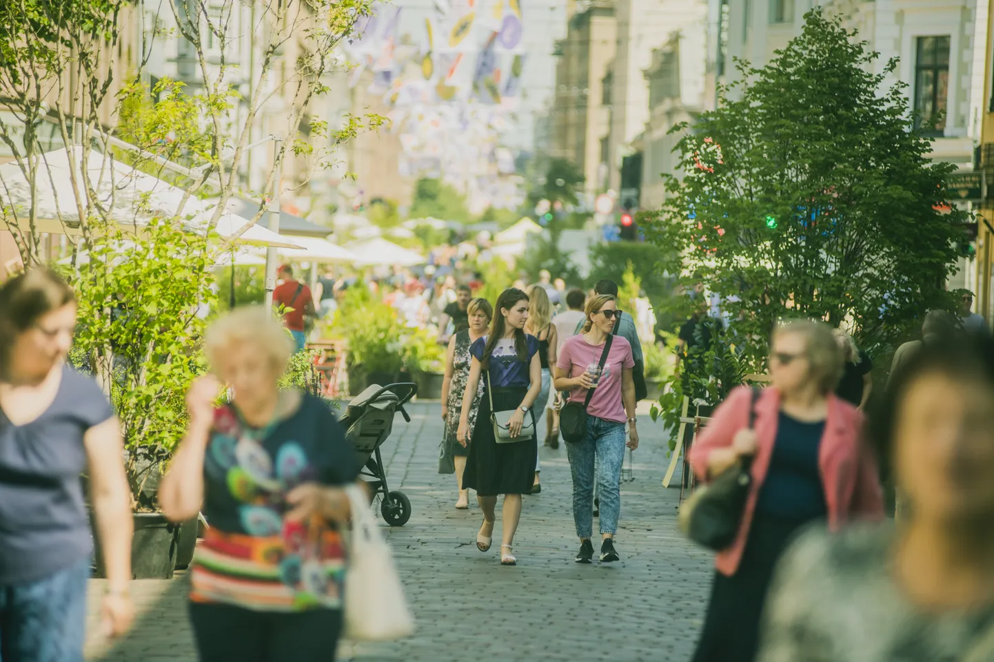 Foto: Tērbatas vasaras ielas atklāšana