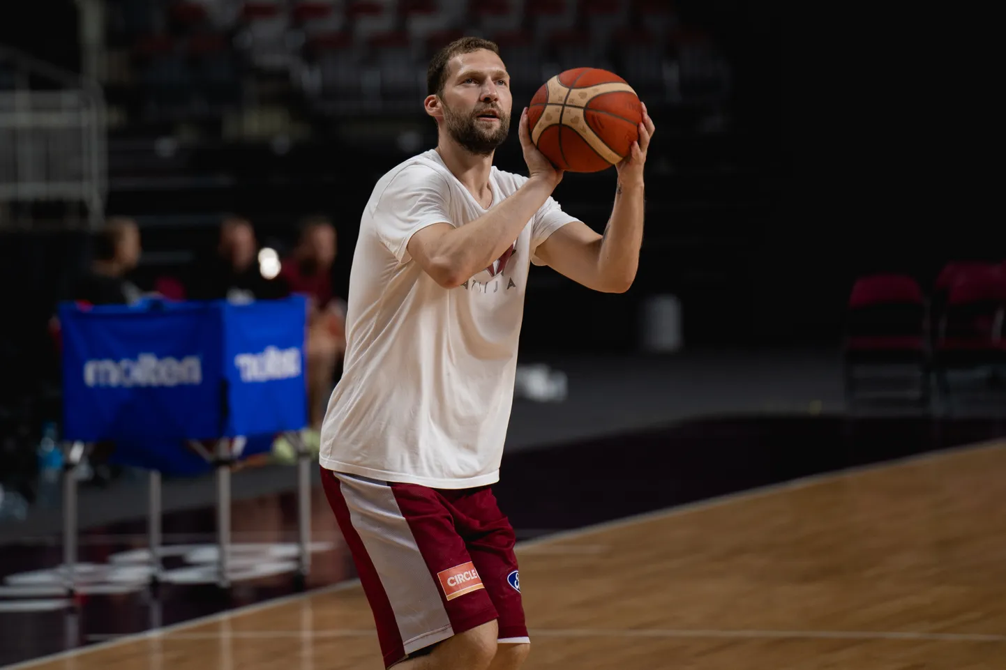 Latvijas basketbolists Jānis Strēlnieks