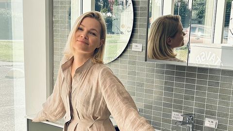 Fashion Designer Karolin Kuusik Chooses Bold Peach for Her Estonian Home's Bathroom