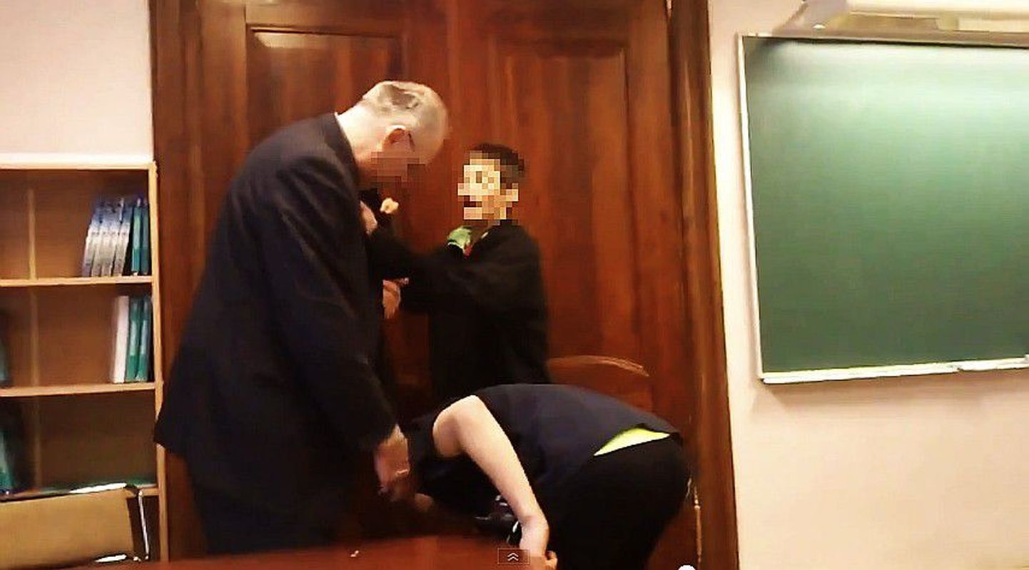 Õpetaja kiusamine Tõstamaa koolis.