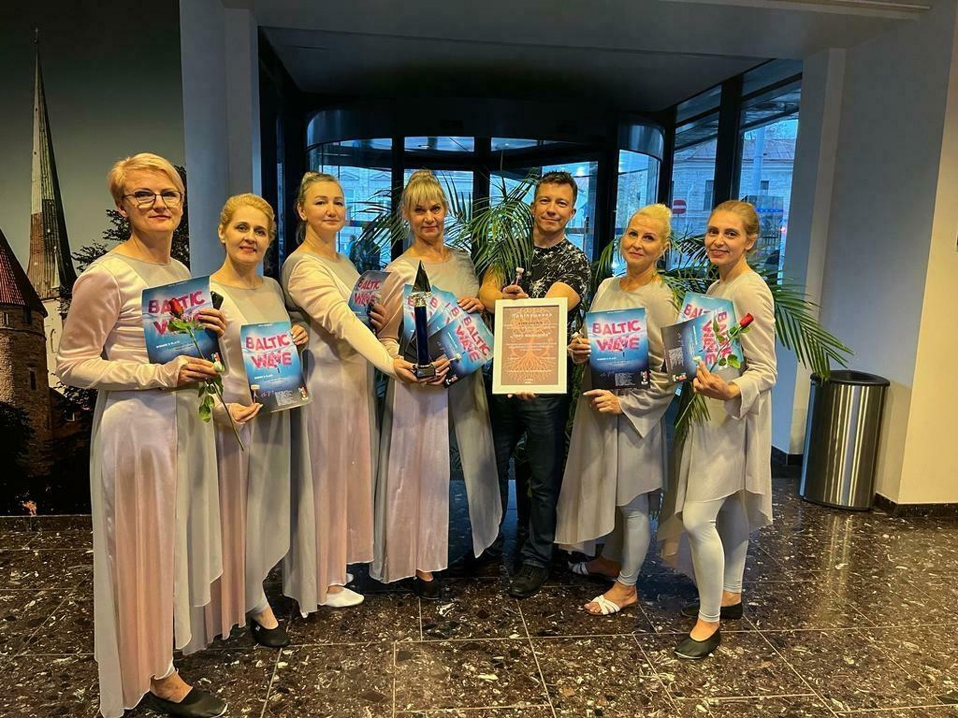 Stuudio Joy naiste tantsugrupp Grace võistlusel Baltic Wave Tallinnas