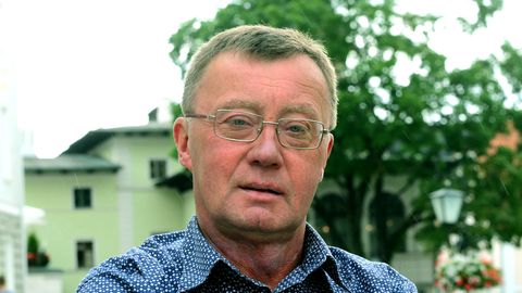 VAMBOLA PAAVO ⟩ Miks just Tsaaritee?
