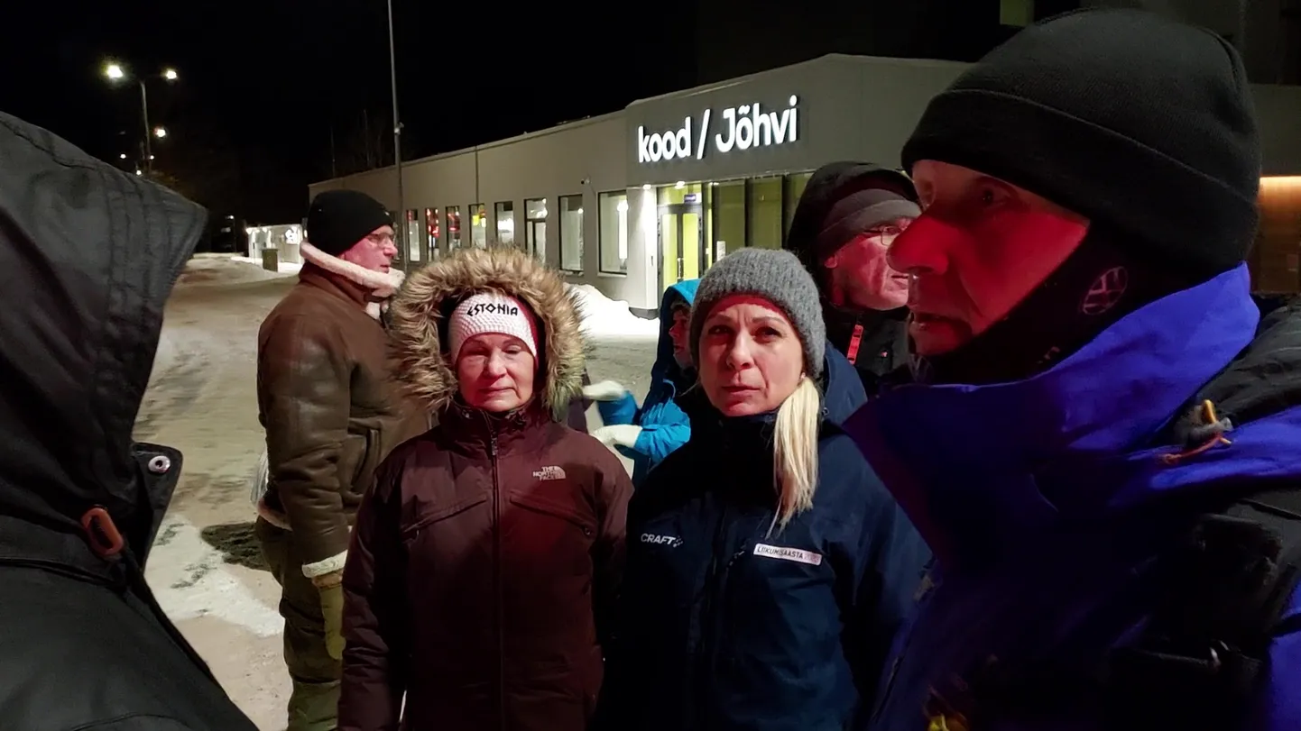 Ilmar Aun ja Maris Toomel räägivad, kuidas koodikooli rajamine on Jõhvi elu ergastanud.