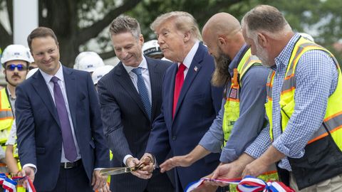 EETER TUMM ⟩ Mainekad väljaanded boikoteerivad Trumpi kajastamist
