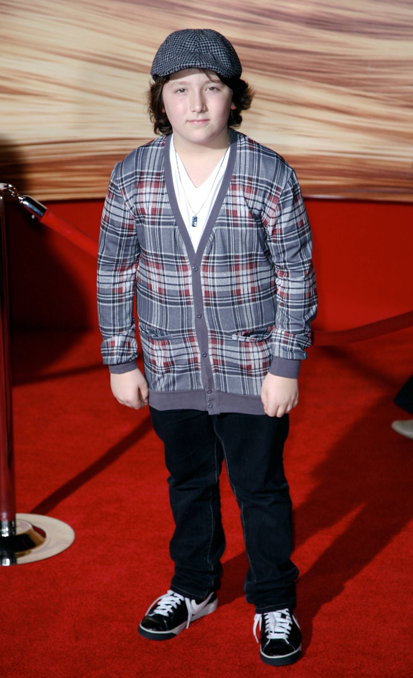 MAVRIXONLINE.COM - DAILY MAIL ONLINE OUT - Frankie Jonas at the premiere of "Tangled" at the El Capitan Theatre in Hollywood, CA. 11/14/10. Fees must be agreed for image use. Byline, credit, TV usage, web usage or linkback must read MAVRIXONLINE.COM. Failure to byline correctly will incur double the agreed fee. Tel: 305 542 9275 or 954 698 6777.