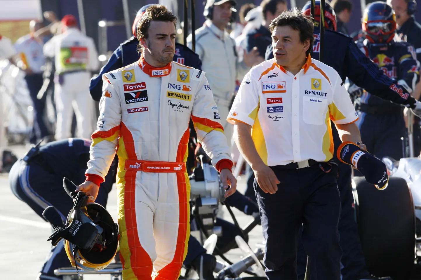 Fernando Alonso (vasakul) ja Fabrizio 2009. aastal.