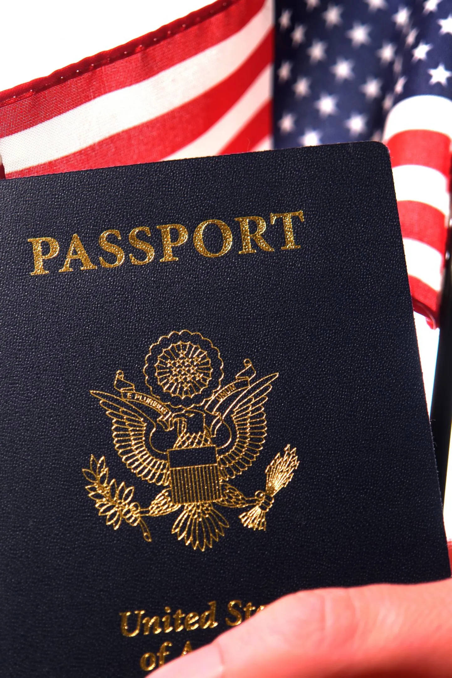 Паспорт США. Иллюстративное фото.