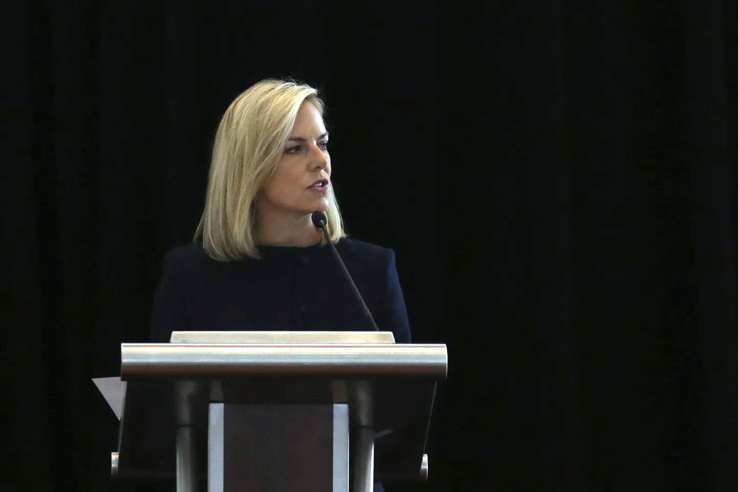 USA sisejulgeolekuminister Kirstjen Nielsen laupäeval USA riigiametnike konverentsil.