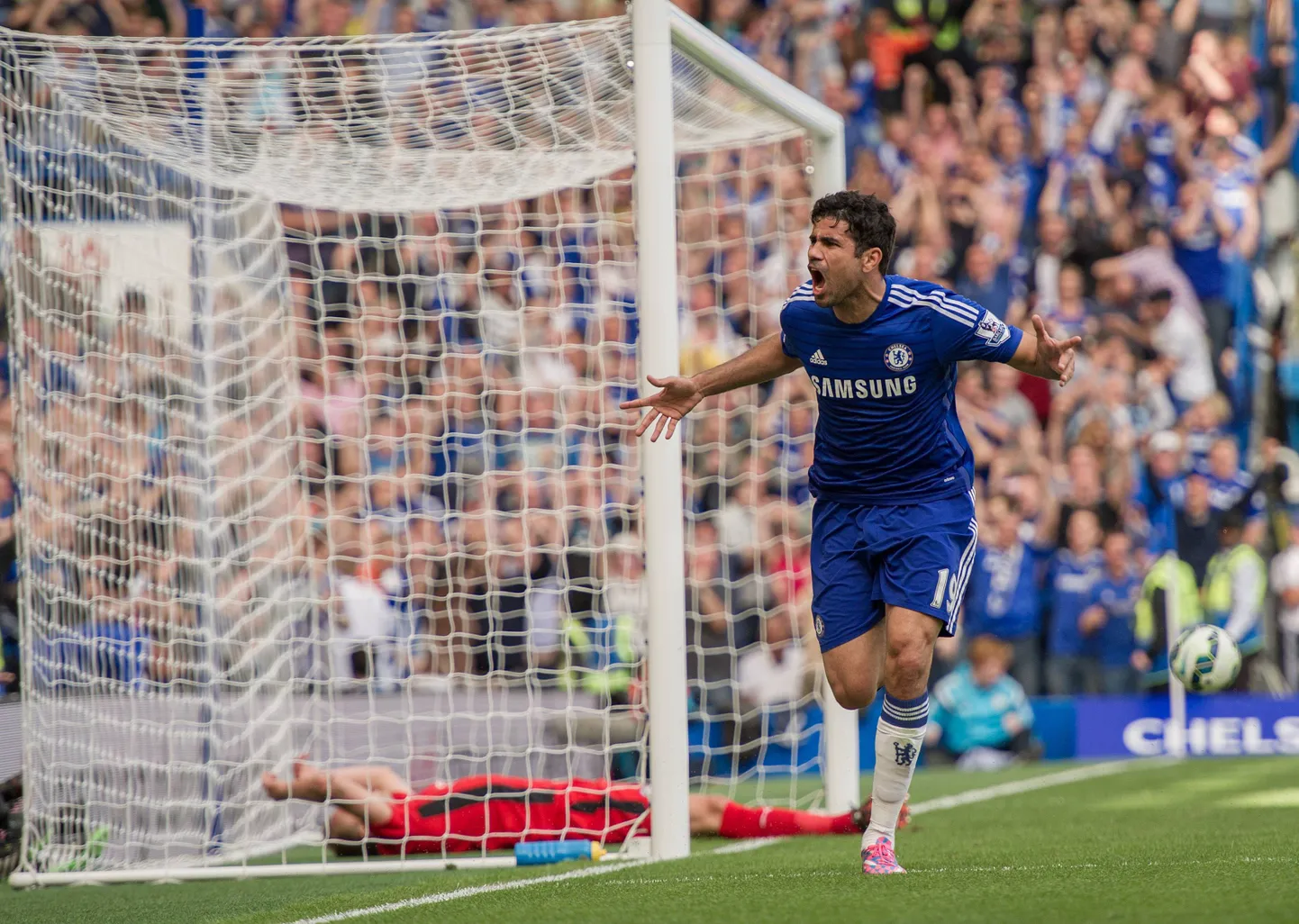Diego Costa 2014. aastal Londoni Chelsea särgis.