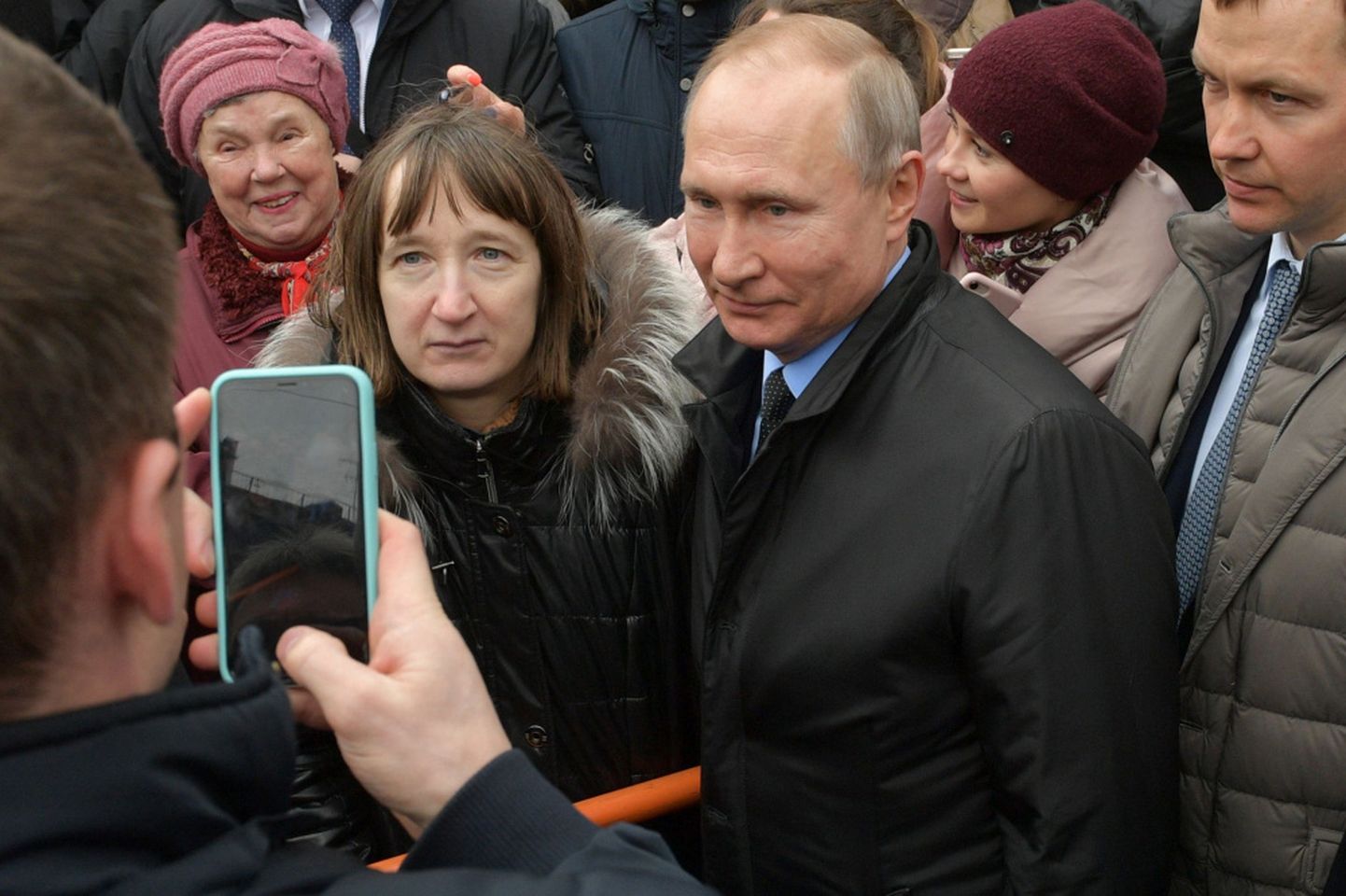 Владимир Путин и жительница Питера 19.02.2020