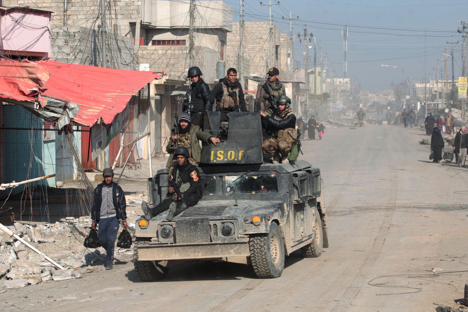 Iraagi väed Mosuli lähedal.
