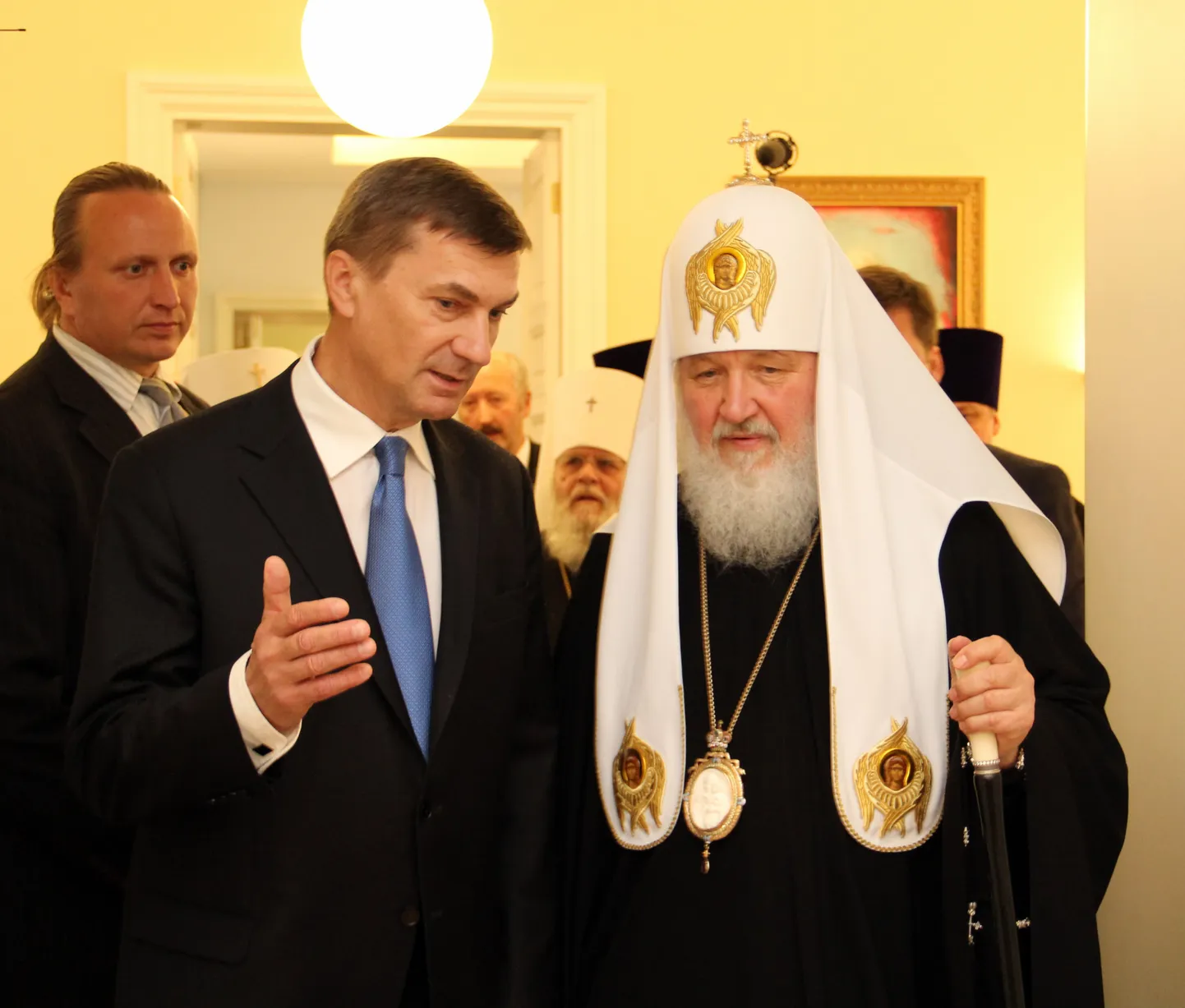 Премьер-министр Андрус Ансип тоже вписался в плотный график встреч с патриархом Кириллом.