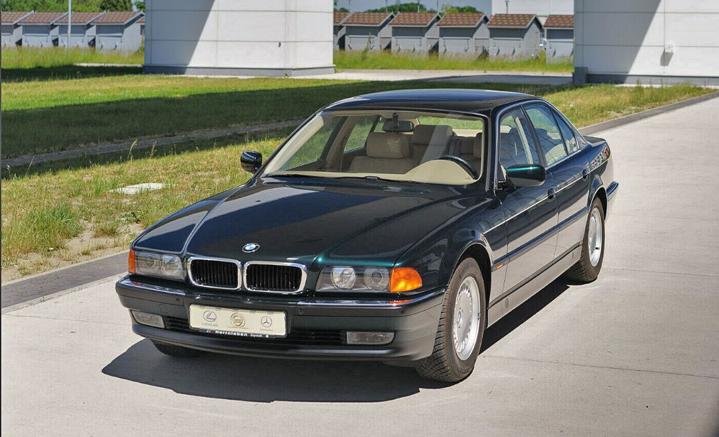 1997.gada BMW 740i pārdots par 120 tūkstošiem eiro