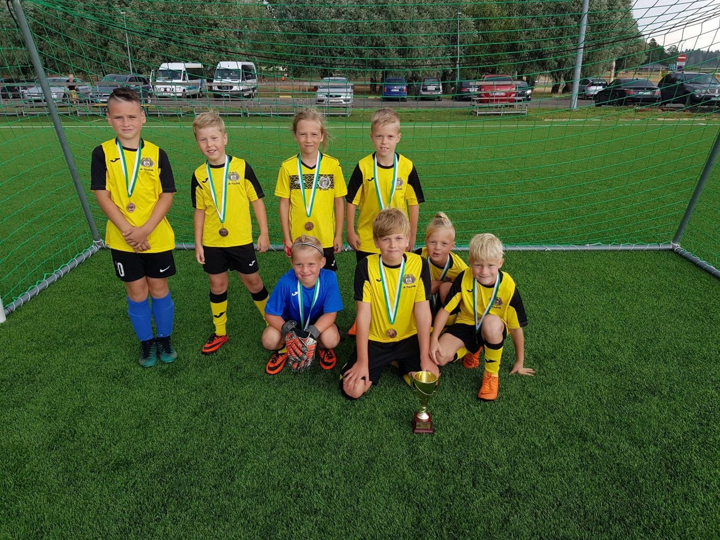 Noorte jalgpalliturniiri «Rademar Cup» 2009. aastal sündinud poiste turniiril teenis Viljandi Tuleviku esimene koosseis kolmanda koha.