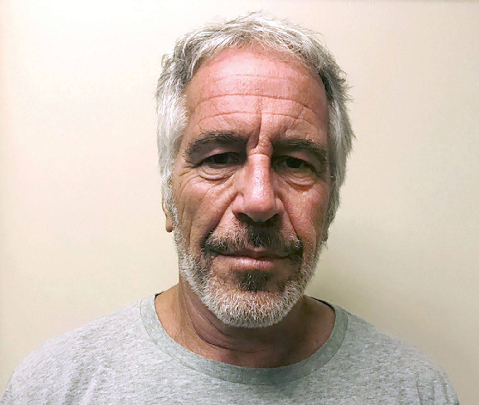 Jeffrey Epstein 2017. aasta fotol, mille avaldas USA seksuaalkurjategijate register