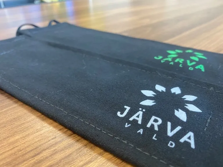 Järva valla logoga maskid