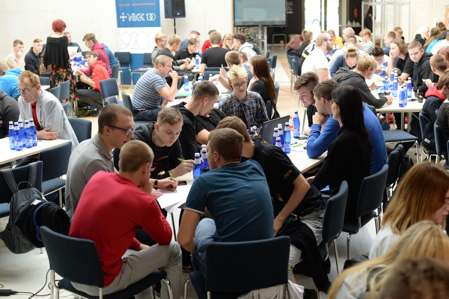 5. ja 6. oktoobril oli Viljandi kutseõppekeskuses õpilasfirmade ideesõel, millel sündisid 20–22 ettevõtte ideed.