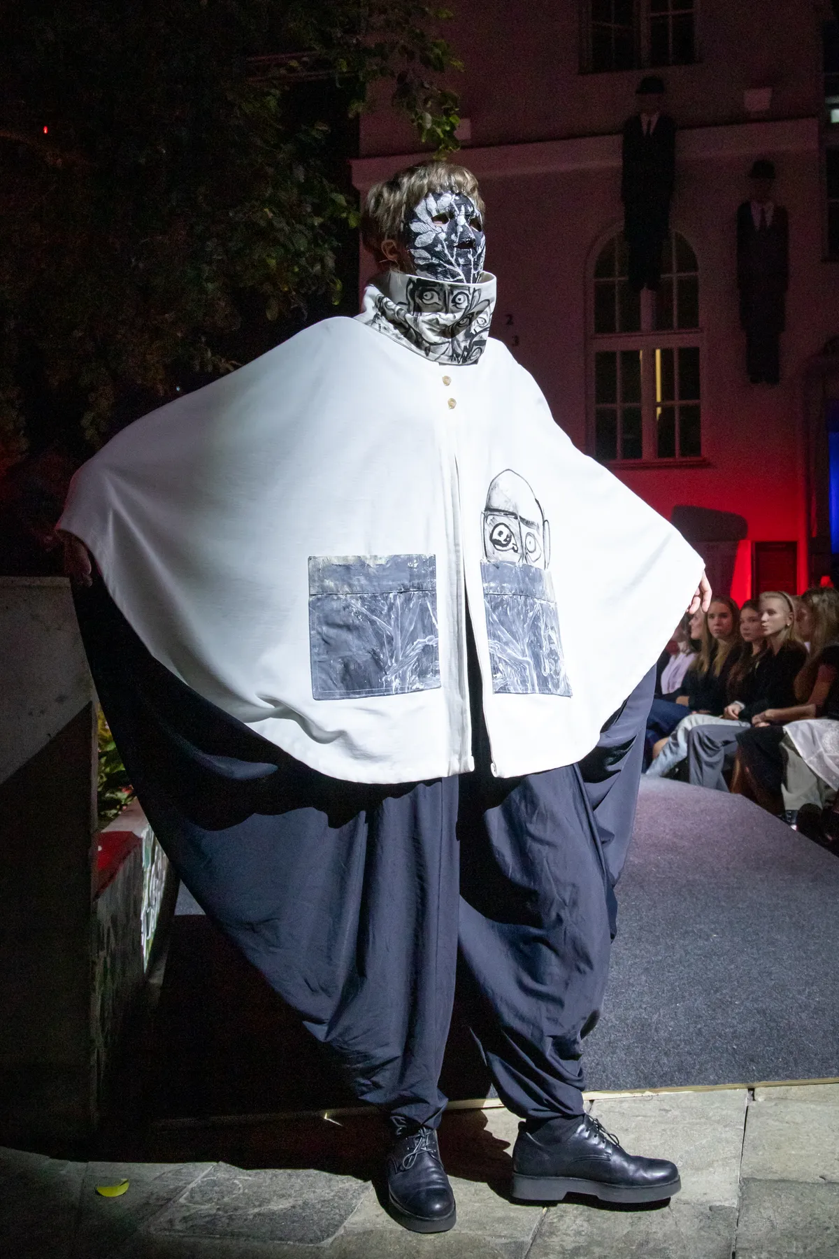 Noor moelooja Ralf Oskar Siim küsib kõigilt, mis maske sina kannad.