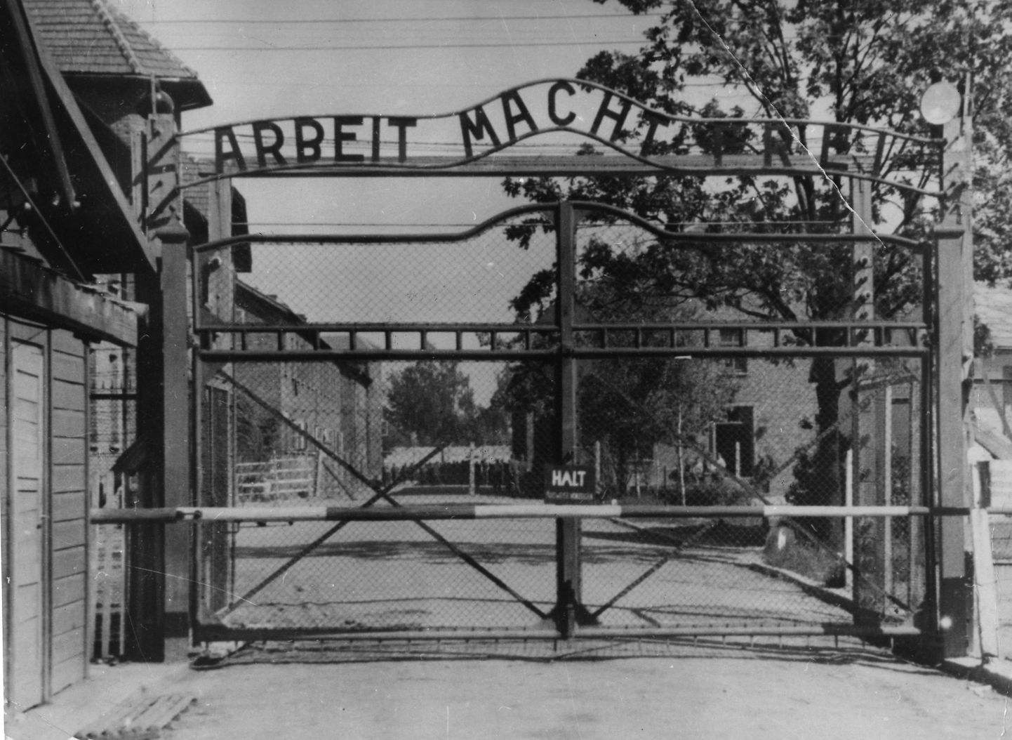 Poolas asunud Auschwitzi koonduslaager 1945. aastal