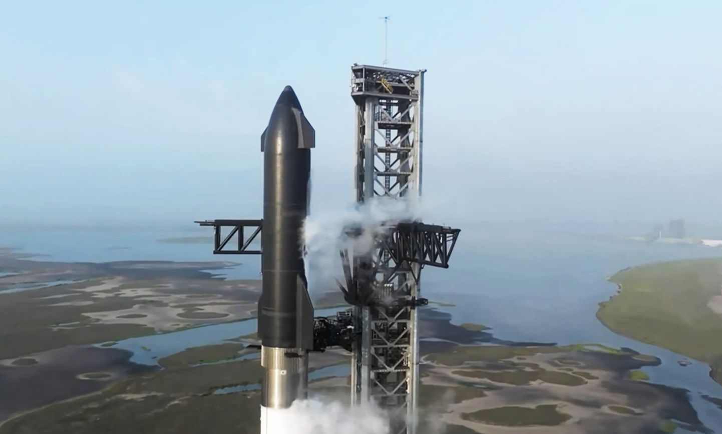 Mis oleks, kui paneks SpaceXi megaraketi Starship kergelt pöörlema, et gravitatsiooni tekitada? Ideel on jumet, kuid selle juures tulevad esile ka suured probleemid. Kes suudaks sellises karussellis tiirelda, ilma et süda pahaks läheks?