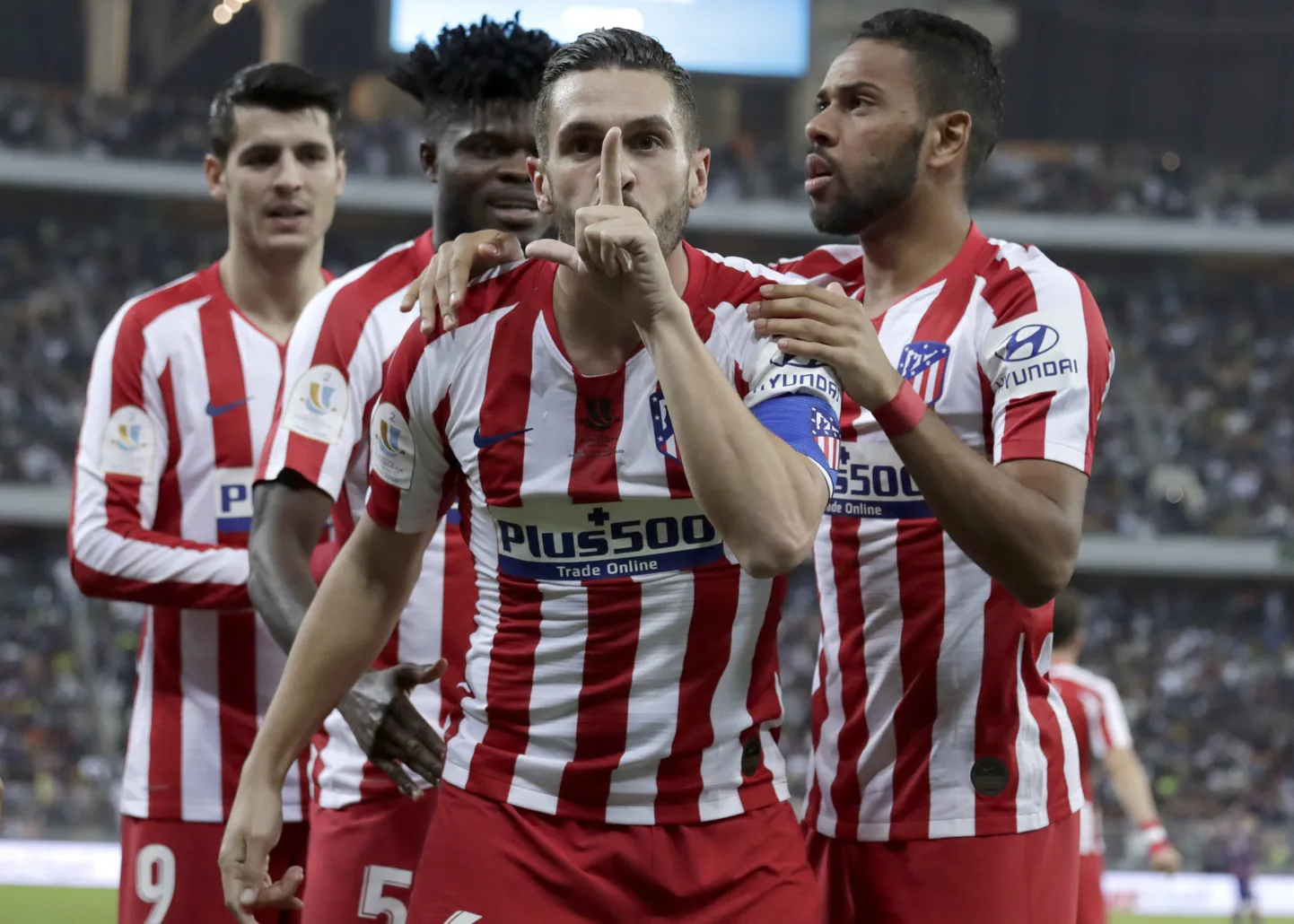 Madridi Atletico superkarika poolfinaali võitu tähistamas.