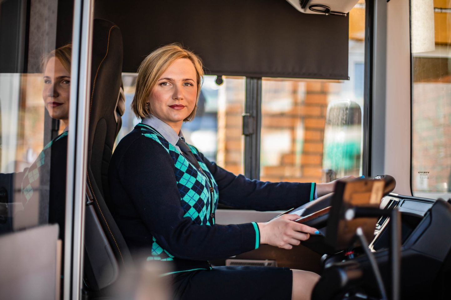 Naised õpivad meelsasti bussijuhiks.