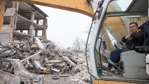 Omanik kasib Pika tänava räämas krunti