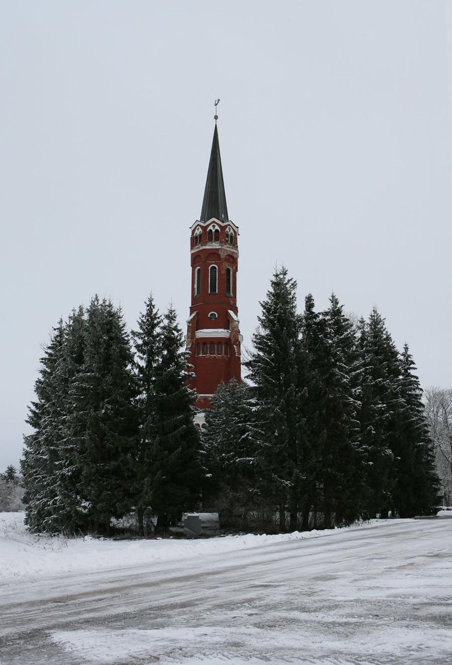 Halliste kirik